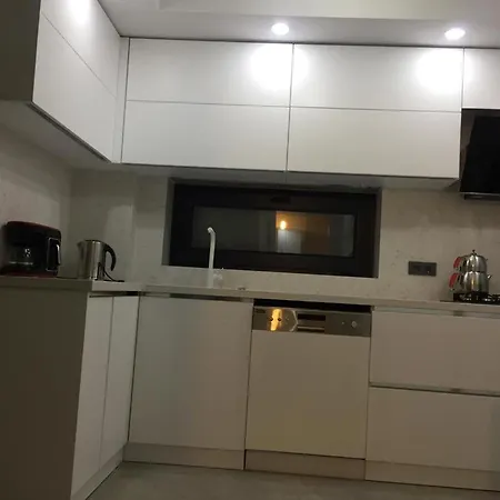 Mustakil Havuzlu Villa Cesme